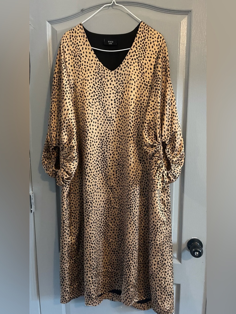 Vici Beige Leopard Print V-Neck Midi Dress - Picture 5 of 11